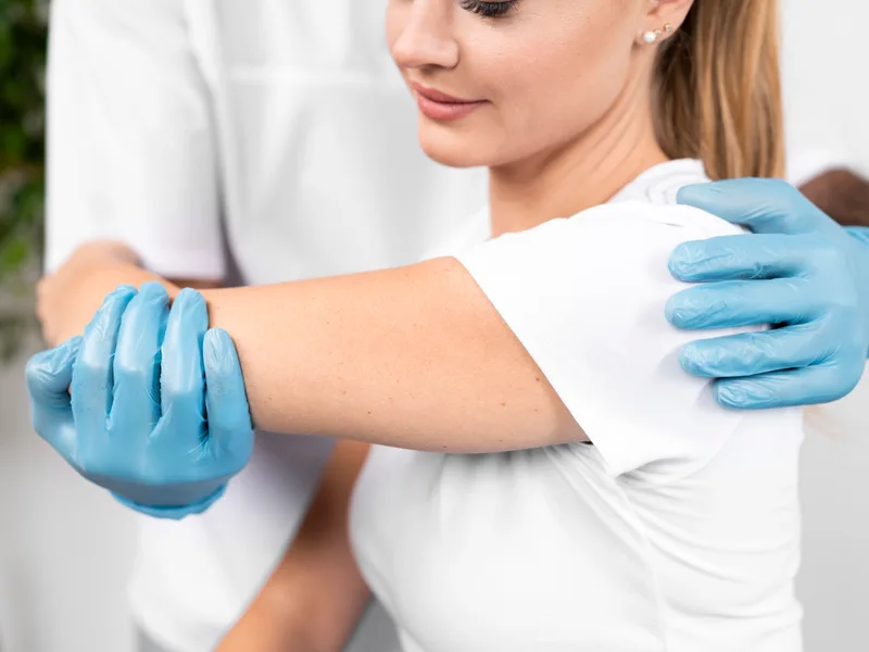 Chiropractic care for arm pain at Divine Healing Chiropractic in Laguna Niguel