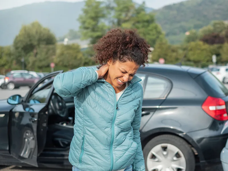 Divine Healing Chiropractic treating whiplash in Laguna Niguel